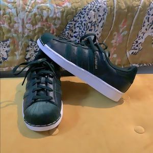 RARE! ADIDAS velvet superstar sneakers. NWOT